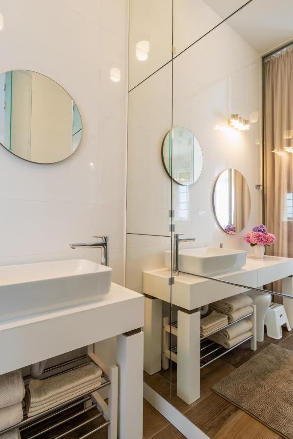 Ah Design Apartments Deluxe Опатия Екстериор снимка