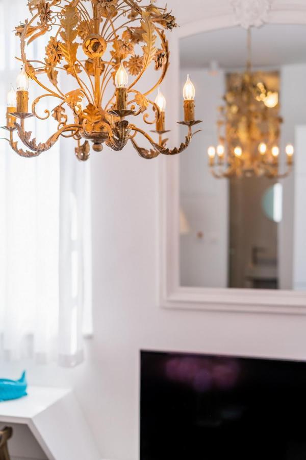 Ah Design Apartments Deluxe Опатия Екстериор снимка