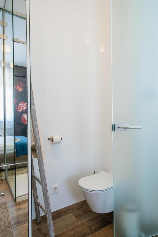 Ah Design Apartments Deluxe Опатия Екстериор снимка
