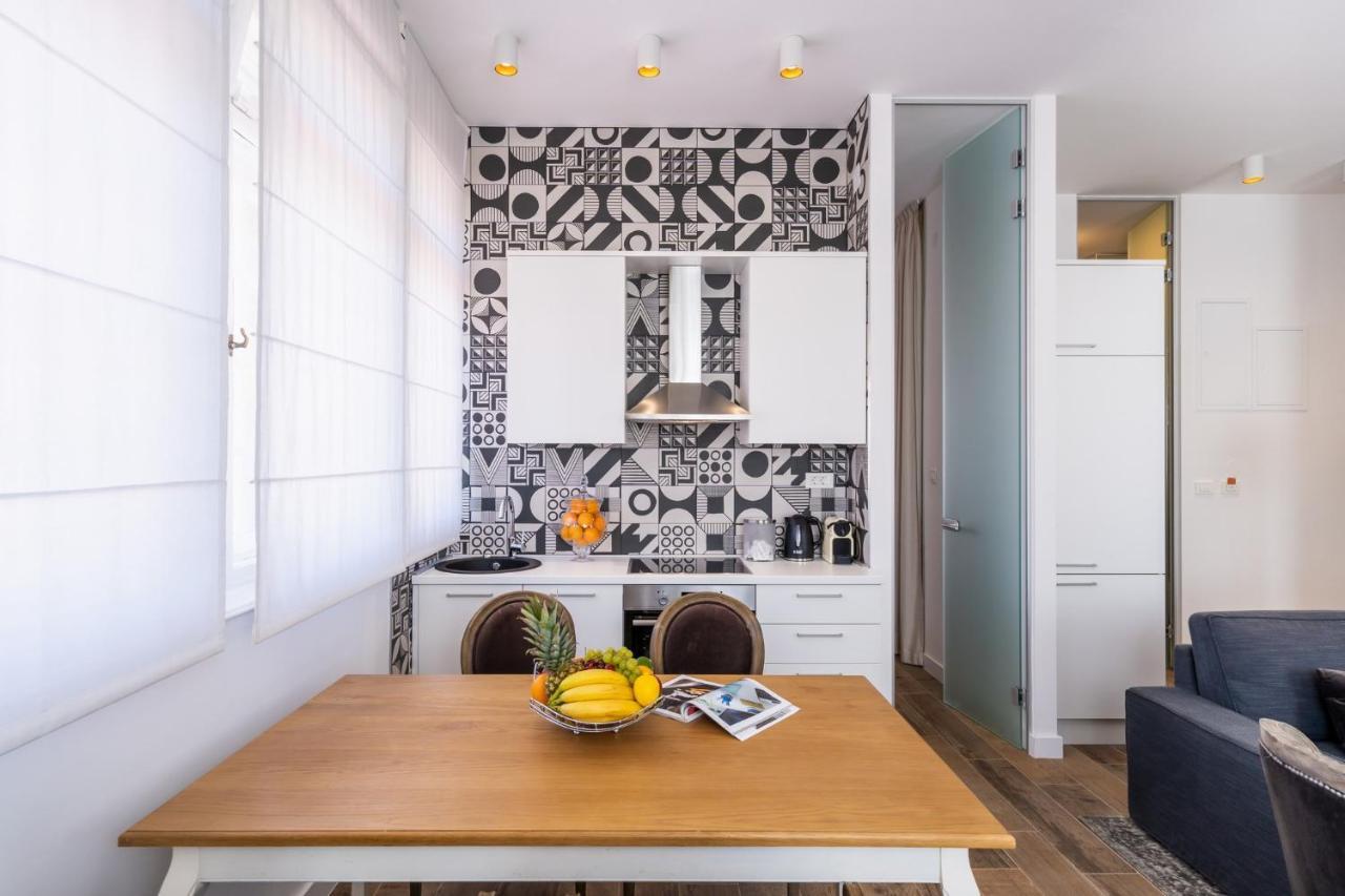 Ah Design Apartments Deluxe Опатия Екстериор снимка