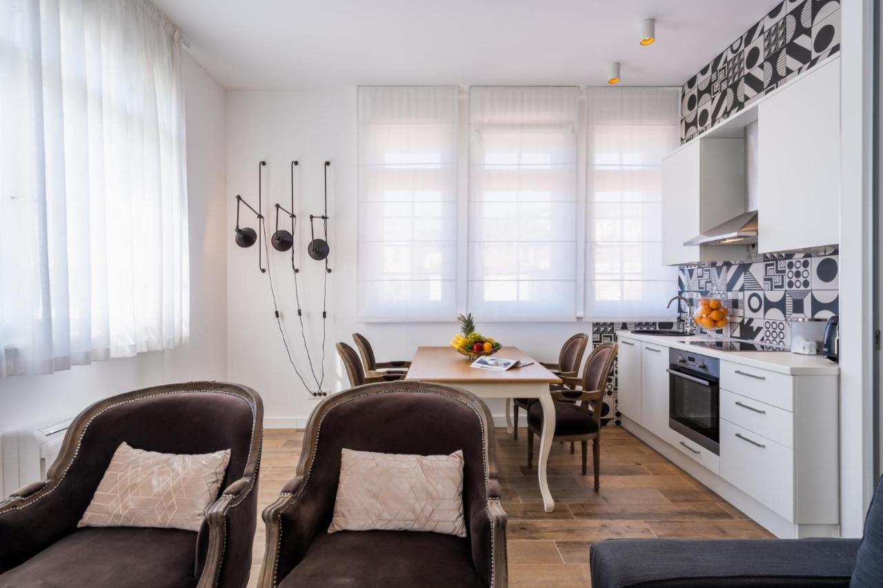 Ah Design Apartments Deluxe Опатия Екстериор снимка